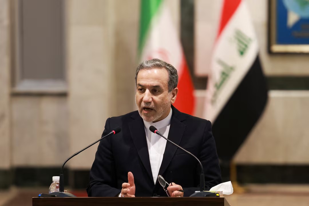 US AND IRAN TO HOLD NUCLEAR TALKS AMID CLASHING RED LINES
