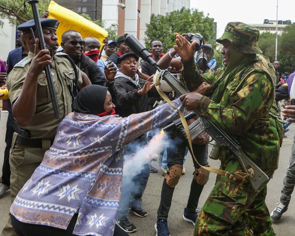 KENYAN POLICE OFFICER ARRESTED OVER SUSPECT’S DEATH IN CUSTODY