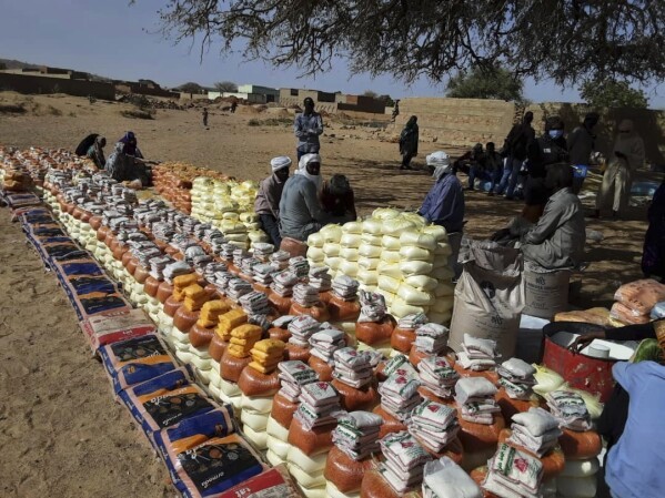 UN SAYS FOOD DISTRIBUTION IN SUDAN IMPROVING BUT AREAS REMAIN CUT OFF￼