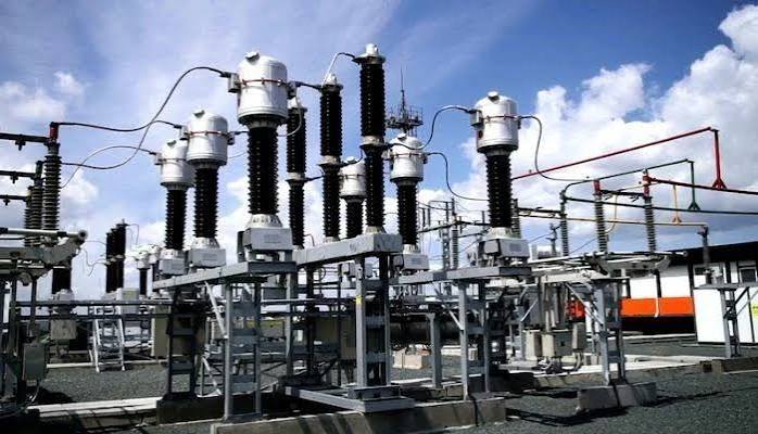 Blackouts in Lagos, Osun over transmission failures, flooding