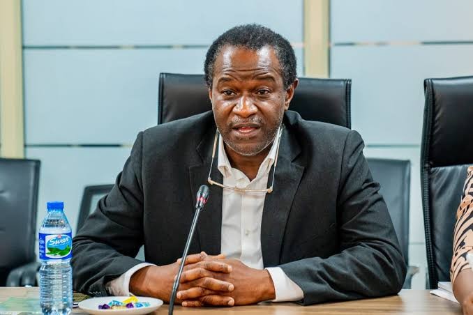 Student loan has no political bias says Akintunde Sawyerr